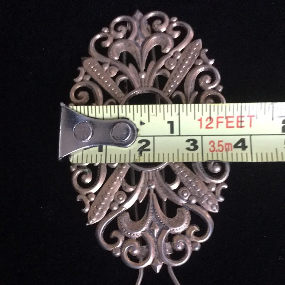 Elegant Vintage Hair Clip